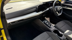 Volkswagen Golf 1.5 eTSI 150 Life 5dr DSG Petrol Hatchback